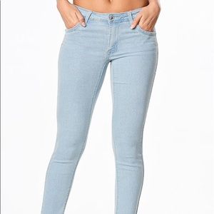 Venus light blue jeans size 2